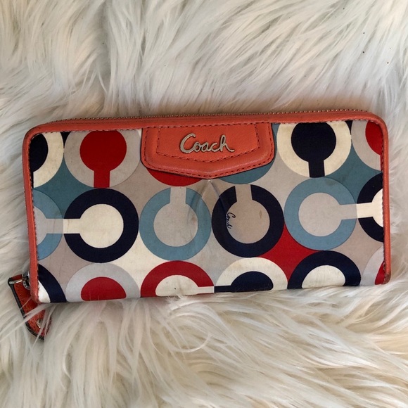 GUC Coach zip-around wallet